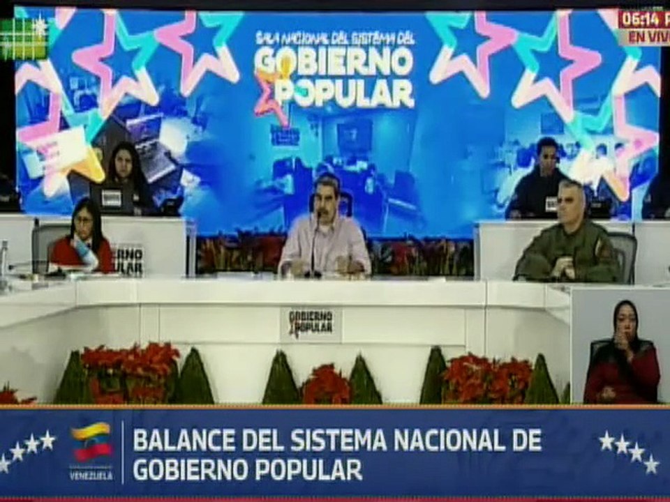 Presidente Maduro: Comandante Chávez aquí está tu pueblo de pie, libre y con patria