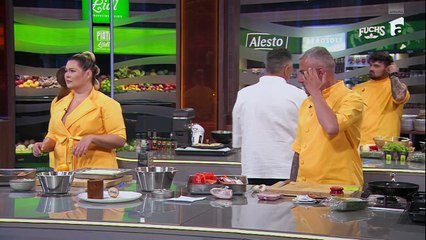 Chefi la cuțite - Sezonul 16 - Episodul 13 de Luni, 8 Decembrie 2025 partea 1