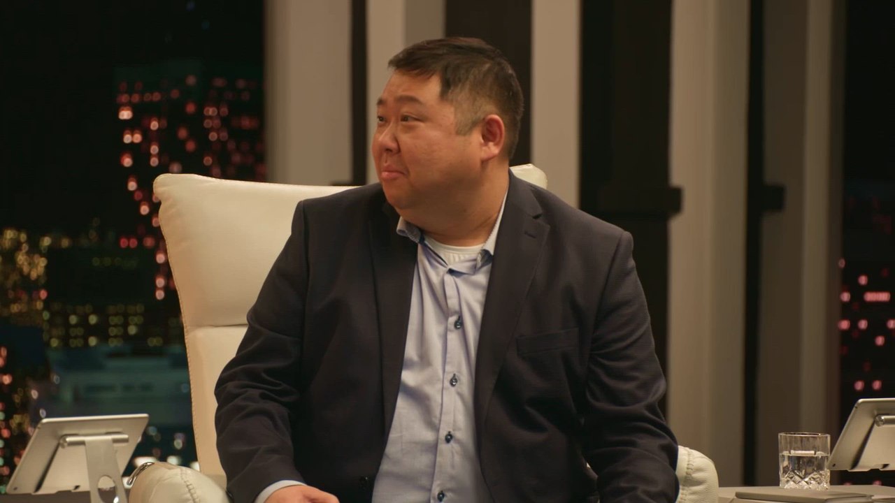 Founder Pitches $2M Dating Verification App With 100 Users & No Revenue | Elevator Pitch S13 EP7