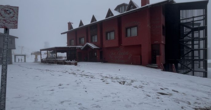 Uludağ beyaza büründü! Oteller harekete geçti