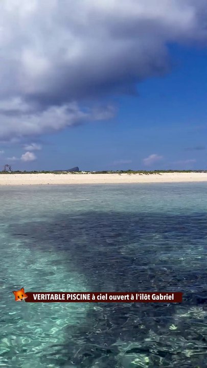 VERITABLE PISCINE à ciel ouvert à l'ilôt Gabriel