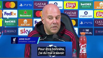 Slot "surpris" par les commentaires de Salah après le match nul contre Leeds