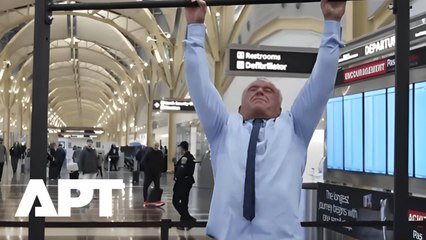 Health Secretary Robert F Kennedy Jr Performs 20 Pull-Ups in Surprise At DCA Airport | APT