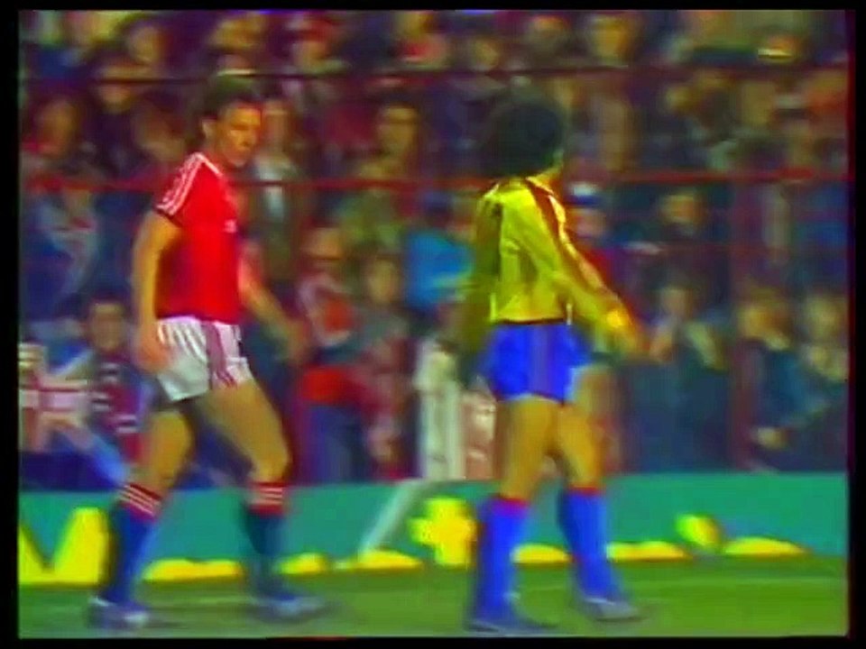 MANCHESTER UNITED - FC BARCELONE - 1984 - SAISON 1983/1984 -