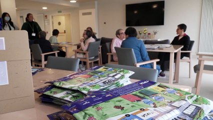 La campaña “Sobres Solidarios” colabora con mujeres con discapacidad intelectual