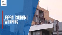 Japan lifts tsunami warning after 7.5-magnitude earthquake