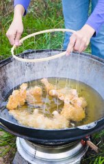 Cooking for a Crowd: Big Flavors in a Big Pot #fblifestyle