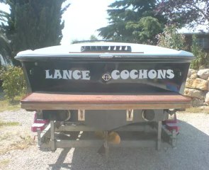 Hommage au " Lance Cochons" Correct craft 2001