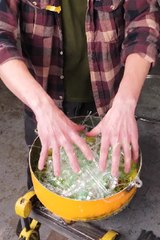 Don't Recycle, UPCYCLE! How One Person is Fighting Plastic Waste #fblifestyle