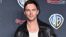 Nicholas Hoult: Sein 'furchterregender' Hochgeschwindigkeitscrash