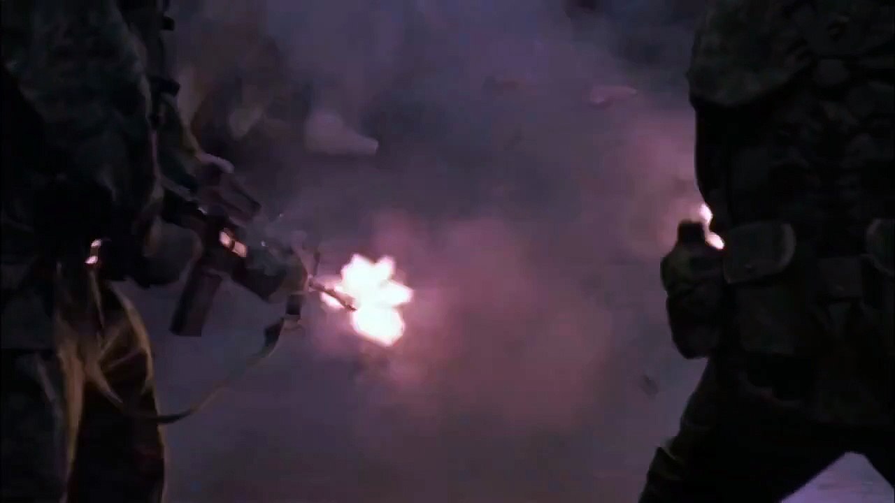 Battle Royale - Nur einer kann überleben Trailer DF