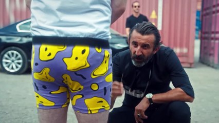 Eşref, Kadir'in Mekanını Bastı ｜ Eşref Rüya 15 Bölüm