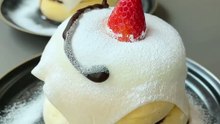 Japan's Fluffy Strawberry Pancake🍓