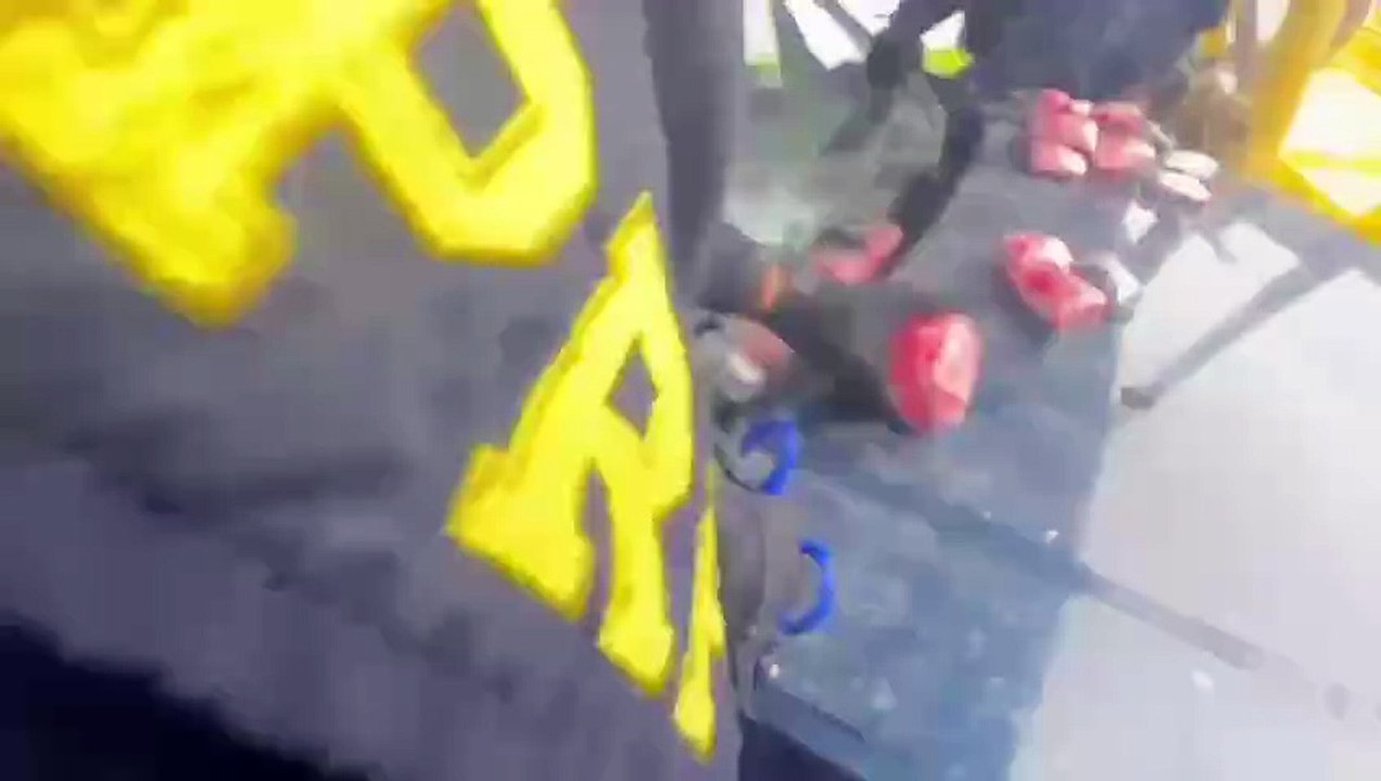 PRF apreende haxixe oculto em compartimento no painel corta-fogo de veículo na BR-277, em Irati