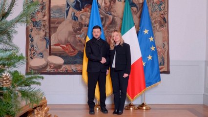 Zelensky a Roma, il presidente ucraino accolto da Giorgia Meloni