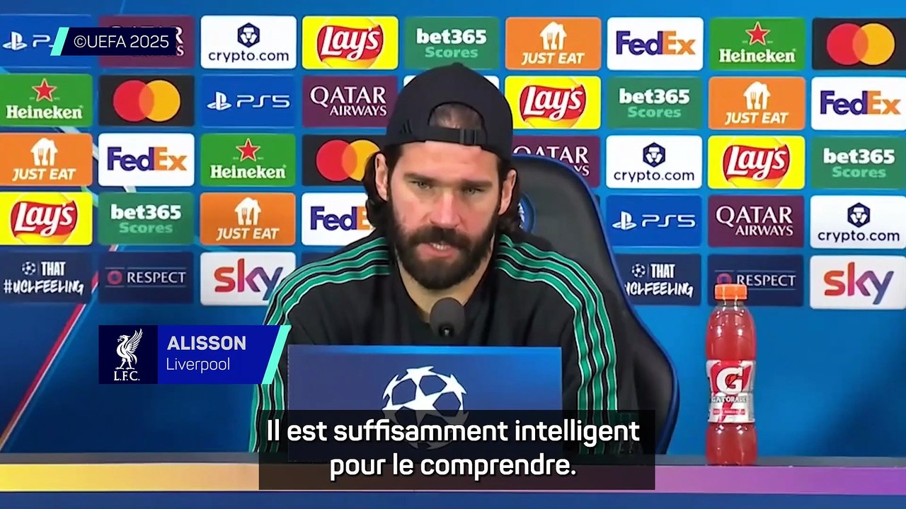 Alisson : "J'aurai une conversation avec Mo Salah"