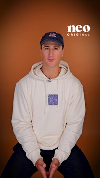 Jérémy Nicollin est cliff jumper : il saute depuis des falaises hautes de plusieurs dizaines de mètres. Pour neo, il revient sur son parcours et ses sauts les plus marquants. 🌊✨