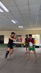 Muay Thai training! 😂😂😂