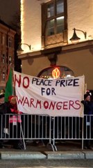 Decenas de manifestantes protestan en Oslo contra María Corina Machado