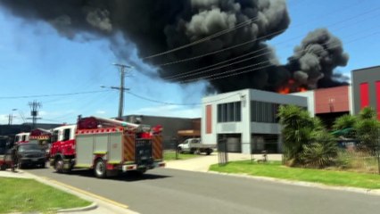Hundreds of workers in a Dandenong South industrial estate have been evacuated after fire ripped through a factory