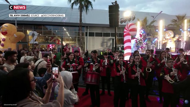 «Un évènement où on peut passer du bon temps entre amis ou en famille» : Noël fêté en Israël dans la joie