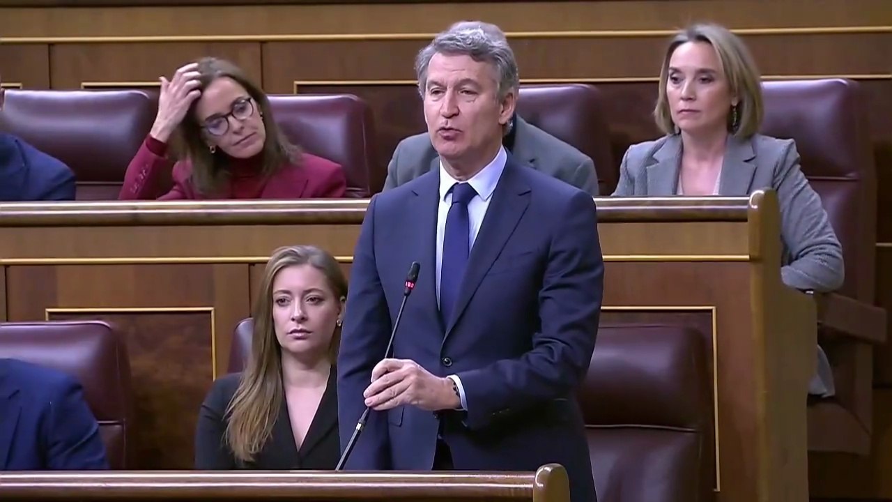 Feijóo acusa a Sánchez de aprender sobre feminismo en los prostíbulos
