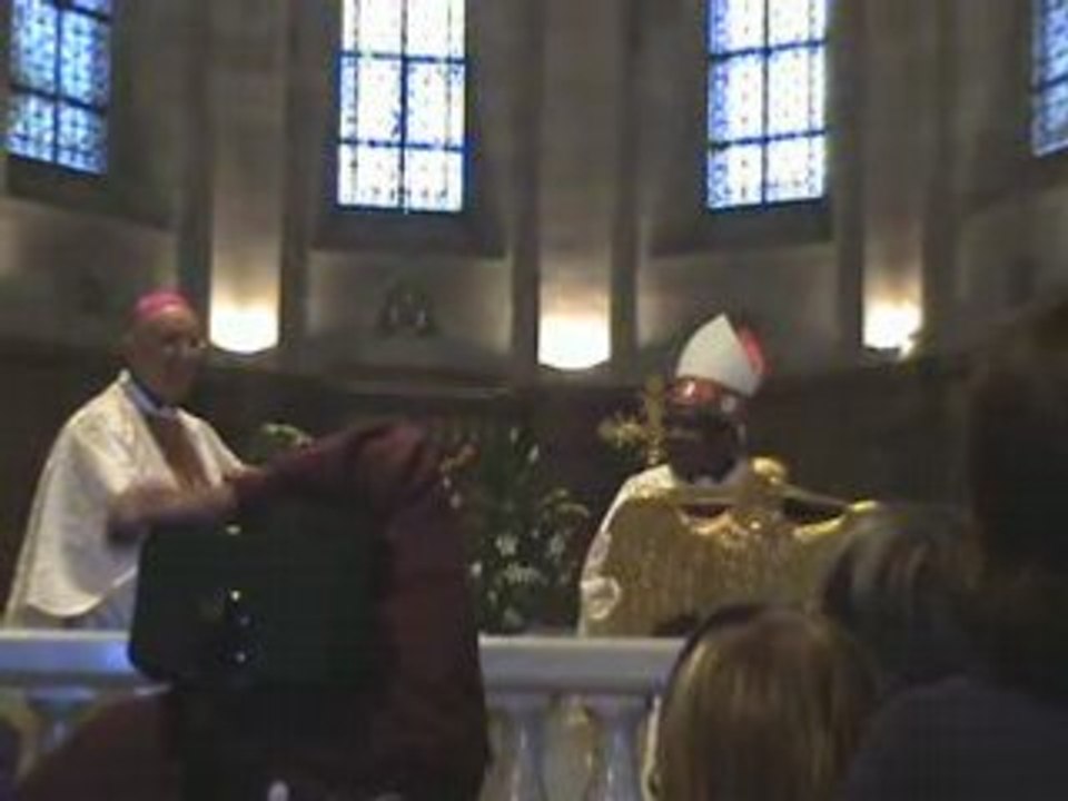 communion et evangélisation: remerciement mgr Dominique Rey