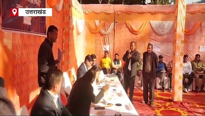 स्कूल से 8KM के दायरे में रहेंगे सरकारी टीचर्स, DM से फरियादी बोले- 'बीमार मुर्गे की तरह' स्कूल पहुंचते हैं शिक्षक