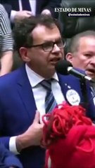 Reimont pressiona o plenário e cobra a renúncia de Hugo Motta