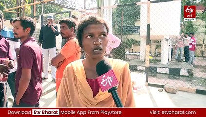 ఫోన్ ఎక్కువగా మాట్లాడవద్దని మందలించిన భర్త - గొడ్డలితో దాడి చేసి చంపిన భార్య