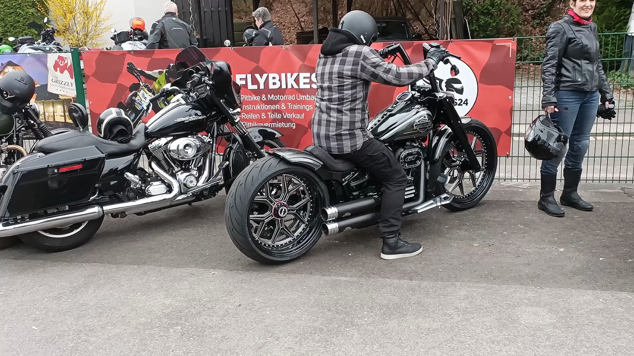 2024 Fahrt Zu Café Hubraum in Solingen