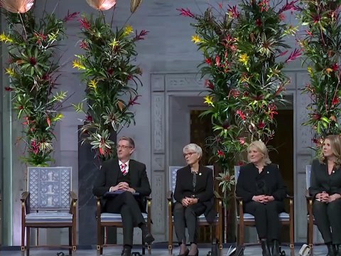 Ana Corina Sosa recoge el premio Nobel- de la Paz en nombre de su madre, María Corina Machado