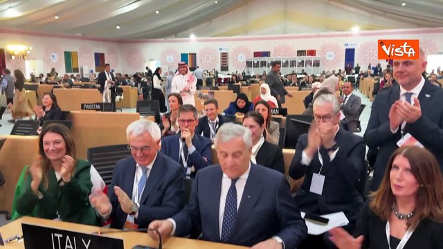 Tajani in India alla proclamazione cucina italiana patrimonio Unesco festeggia con il tricolore