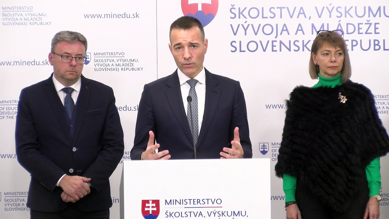 ZÁZNAM: MŠVVaM a odborníci sa zhodli na memorande o zvyšovaní kvality vzdelávania