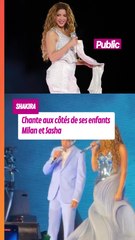 Shakira chante aux côtés de ses enfants Milan et Sasha