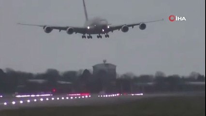 PSG’yi taşıyan uçak şiddetli rüzgar nedeniyle piste yan iniş yaptı