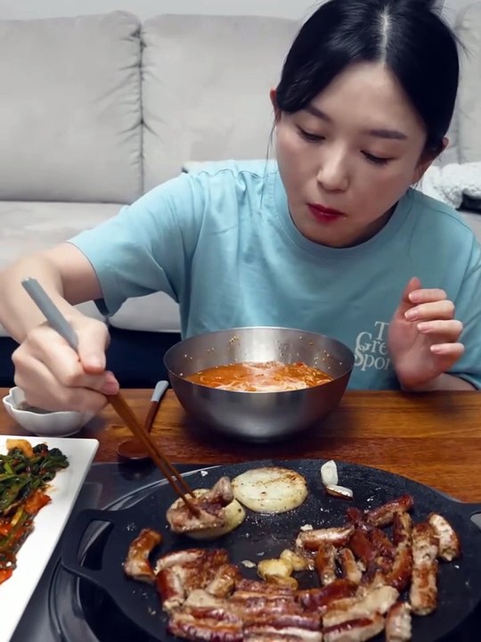 Beef Tripe & Kimchi Noodles #Mukbang #ASMR #KoreanBBQ