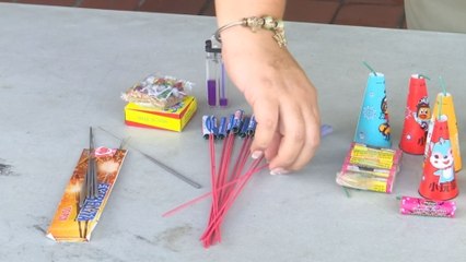 Bomberos alertan sobre riesgos de pirotecnia en niños durante las fiestas