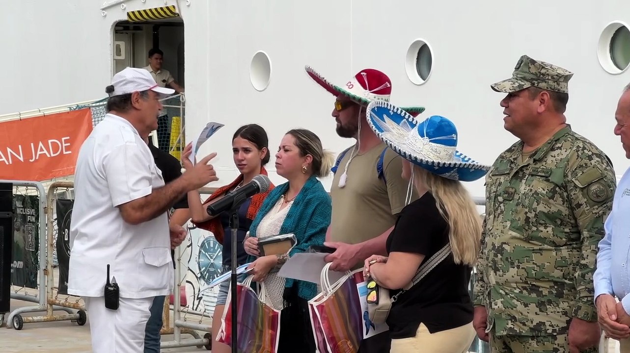 Puerto Vallarta celebra al pasajero un millón en su terminal marítima | CPS Noticias