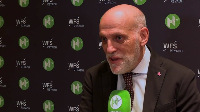 Tebas vuelve a defender los partidos de liga en el extranjero