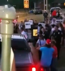 HILARIOUS- Texans Chase Beto Out Of The City Of Rockdale