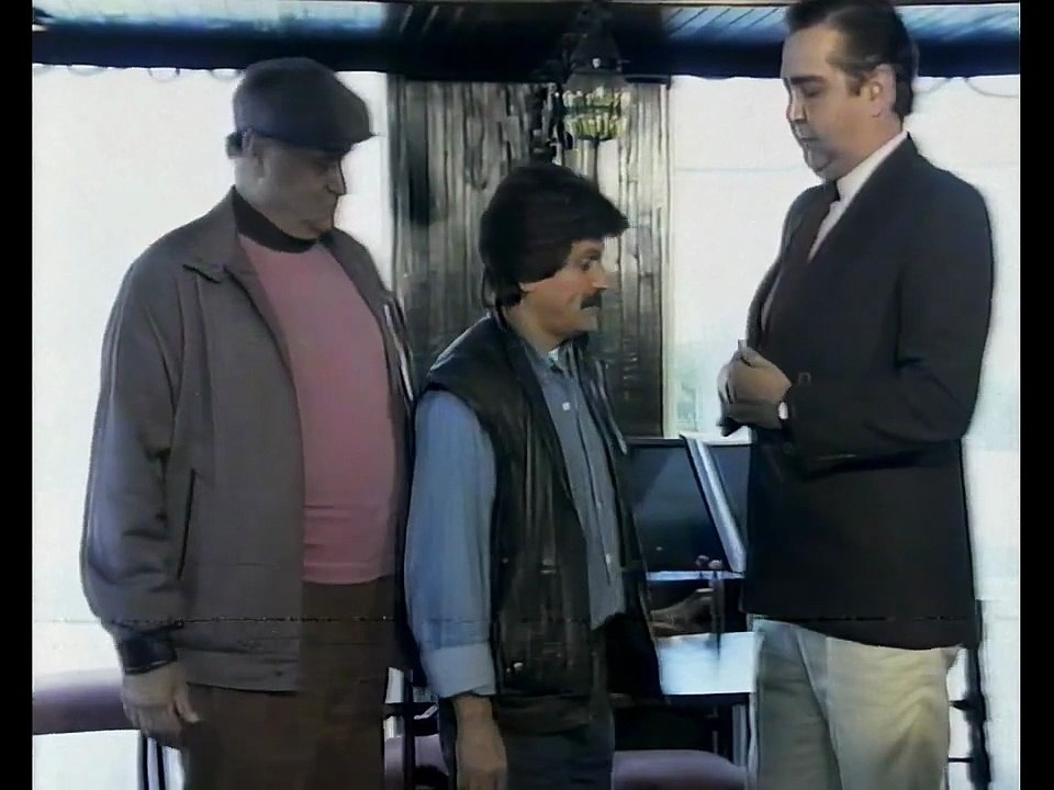 Άρπαξε να φας κλέψε νά χεις (1989)