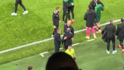 Así fue la salida de Pep Guardiola del césped del Bernabéu: ojo con Valverde, Asencio y Courtois