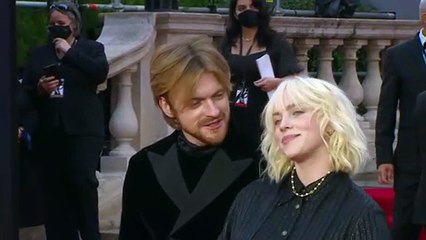 Billie Eilish Stops Concert To Give Fan An Inhaler & Seemingly Shades Travis Scott