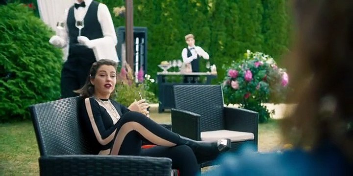 Бедные смеются, богатые плачут 2 сезон 9 серия.