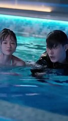 She was extremely embarrassed to take off her boss's pants on the first day of the book, but he also heard her heart, originally thought that this moment would ruin her life, but she didn't expect this accident to become the beginning of her comeback: #hi