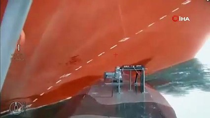 Ukrayna Karadeniz'de Rusya'nın gölge filosuna ait bir tankeri daha vurdu!