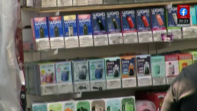 Vapeadores siguen vendiéndose en negocios formales e informales en CdMx