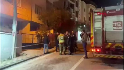 Bir gecede evsiz kaldılar! Çatlaklar oluşan 2 bina tahliye edildi