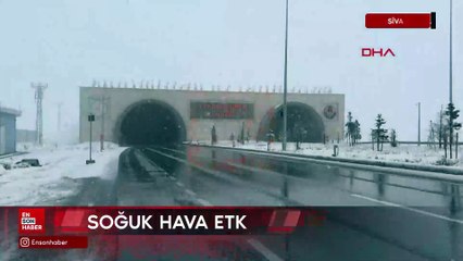 Sivas'ta sabah saatlerinden itibaren yüksek kesimlerde kar yağışı etkili oldu.